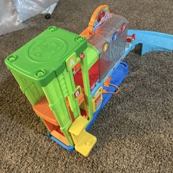 Little People Car Wash Toy 