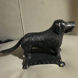 Cast Iron Figural Dog Nut Cracker