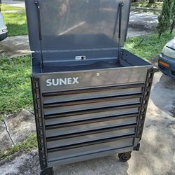 Rolling Tool Box With Working Lock $450