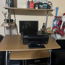 Computer Desk! 
