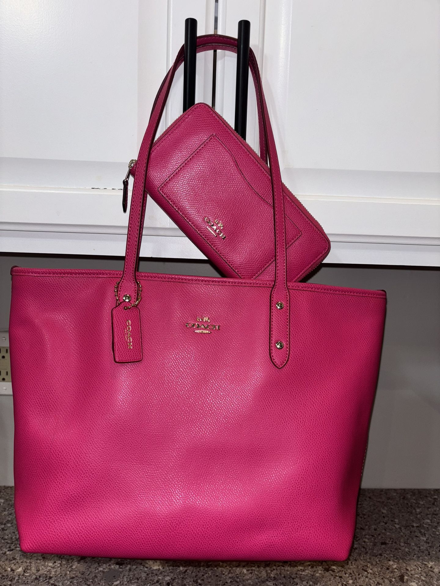 COACH City Zip Tote + matching wallet