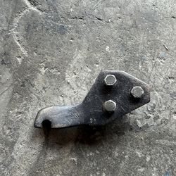 clutch return bracket with spring
