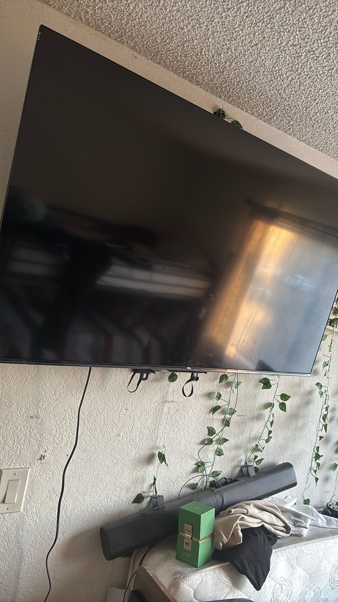 55” TCL ROKU TV