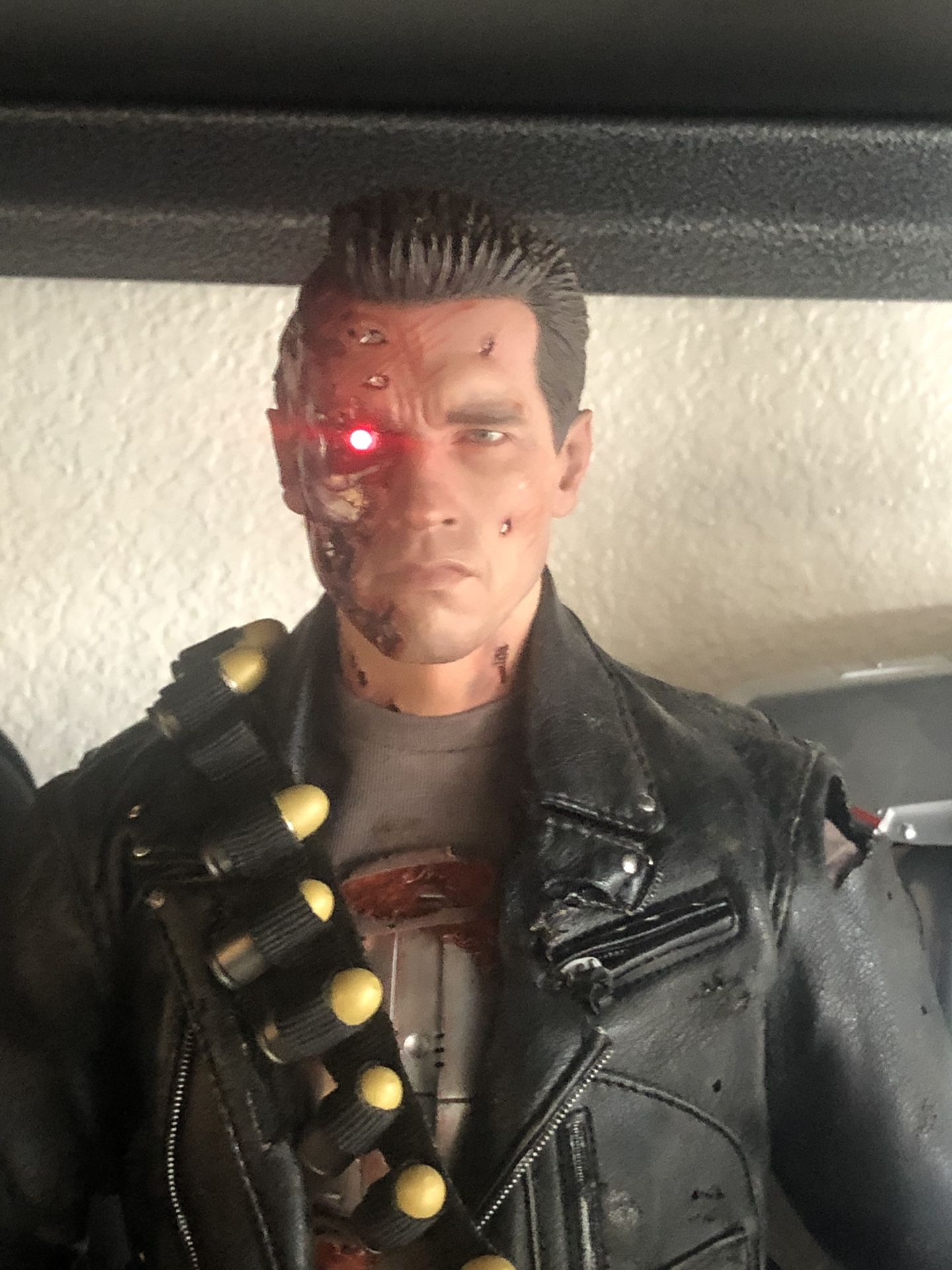 1/4 Enterbay terminator and t1000 and 1/6 t100