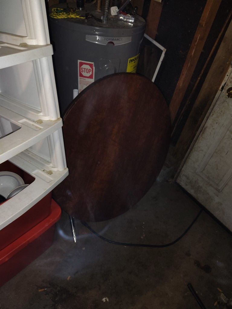Round Fold Down Table