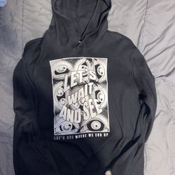 Men’s Black Longsleeve (Medium)