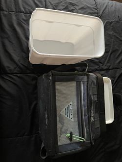 Used Colombia PFG Lunchbox
