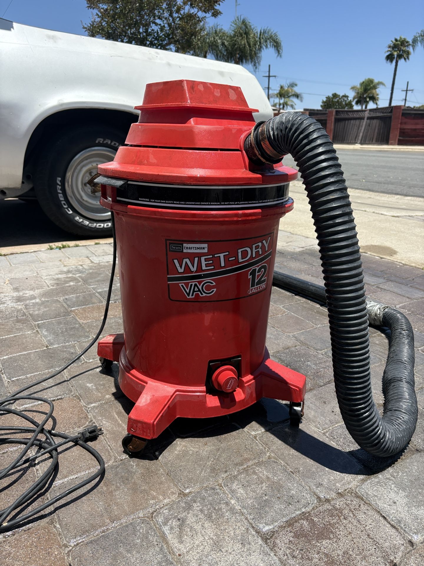 🧰 Craftsman 12-Gallon Wet/Dry Shop Vac – $40