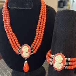 Multi Strand Howlite Jewelry Set