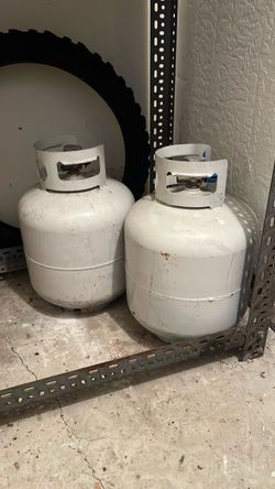 Propane Tanks – Set of 2
