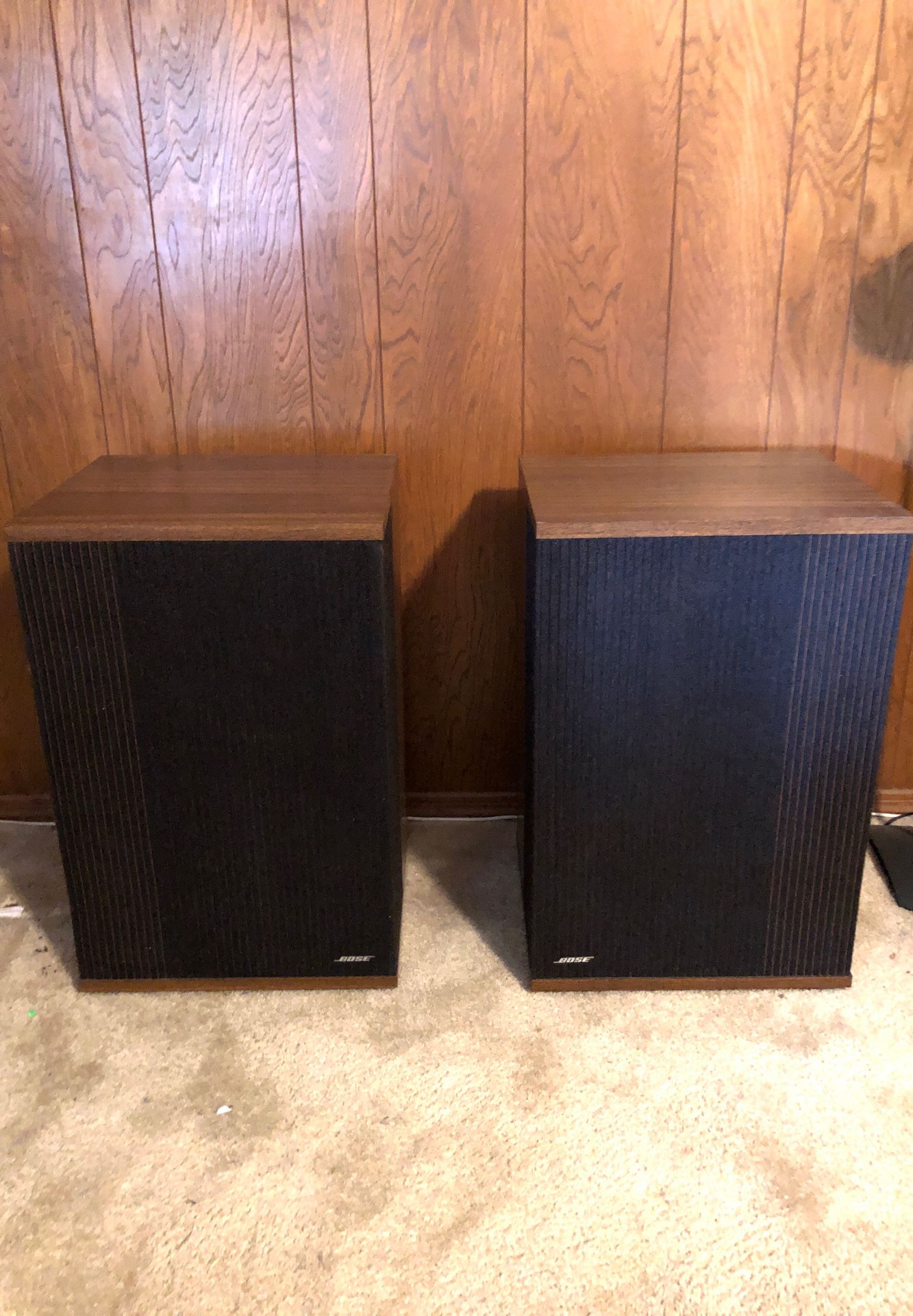 BOSE 501 Series IV Direct/ Reflecting Speakers