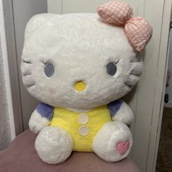 Hello Kitty Plush Backpack 