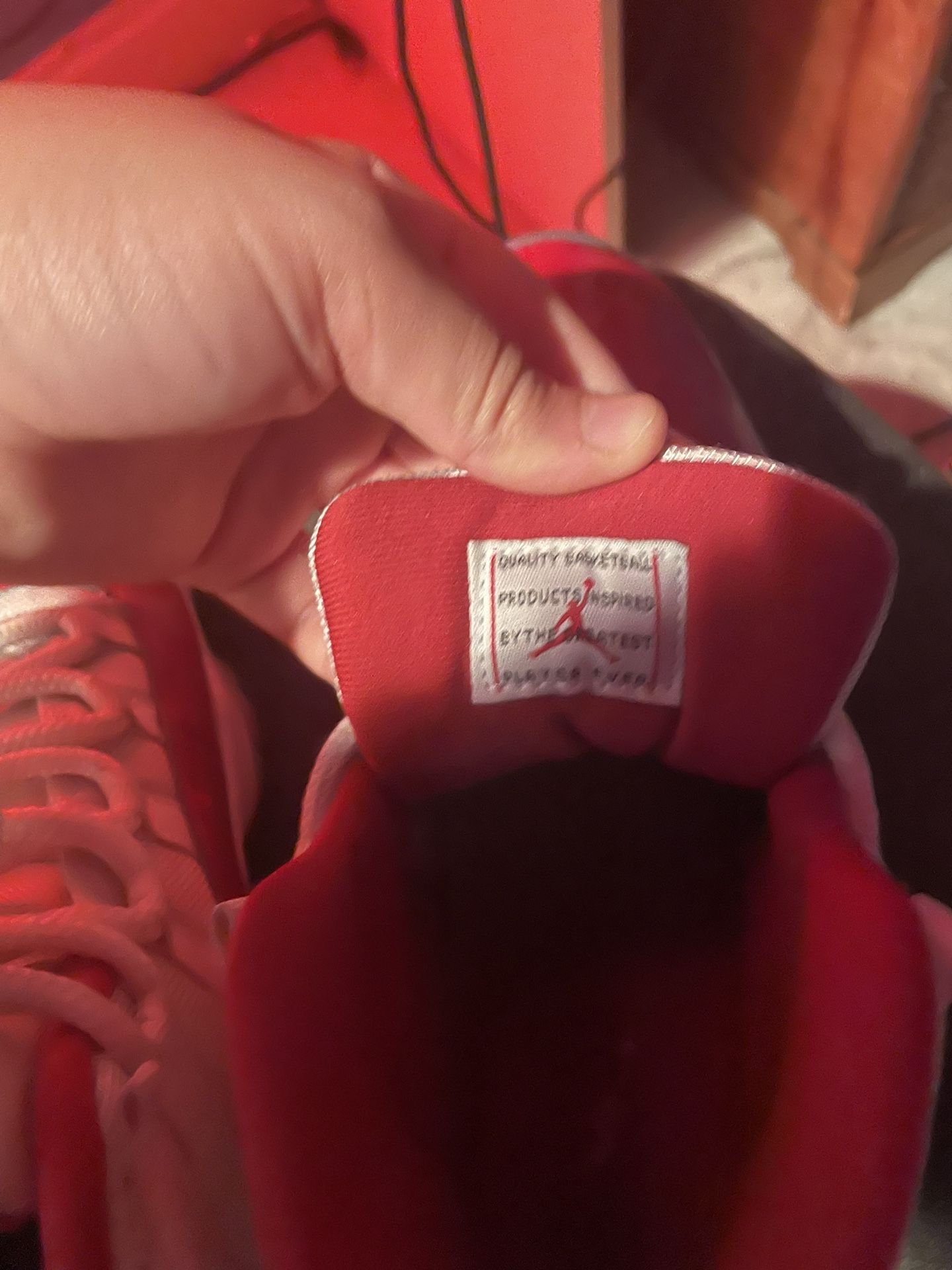 Jordan 11 Cherrys Size 8 for Sale in Bothell, WA OfferUp