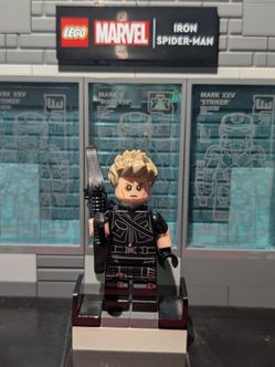 Lego Marvel Hawkeye Minifigure (76354)