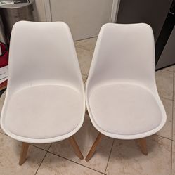 White chairs 2