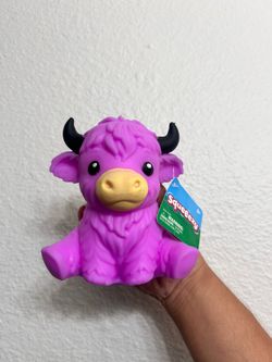 Squeeezy Highland Cow 🐮💜