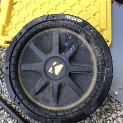 Kicker Speaker