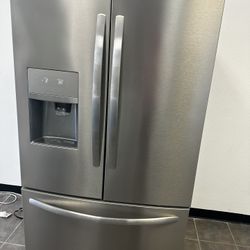 Frigidaire Bottom Freezer 
