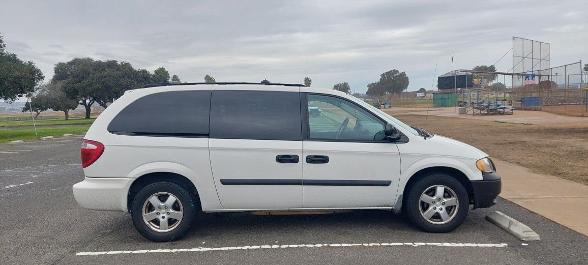 2005 Dodge Caravan/Grand Caravan