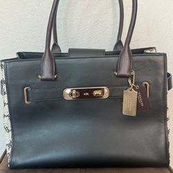 COACH SWAGGER CARRYALL IN COLORBLOCK EXOTIC EMBOSSED LEATHER