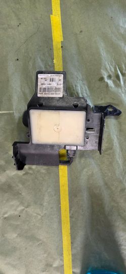 OEM Kia Hyundai Blind Spot Radar Sensor Module Left LH 95811-C1500 BSD