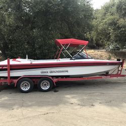 1997 Sanger V-210 Ski boat