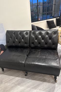 Tufted  Black Leather Loveseat