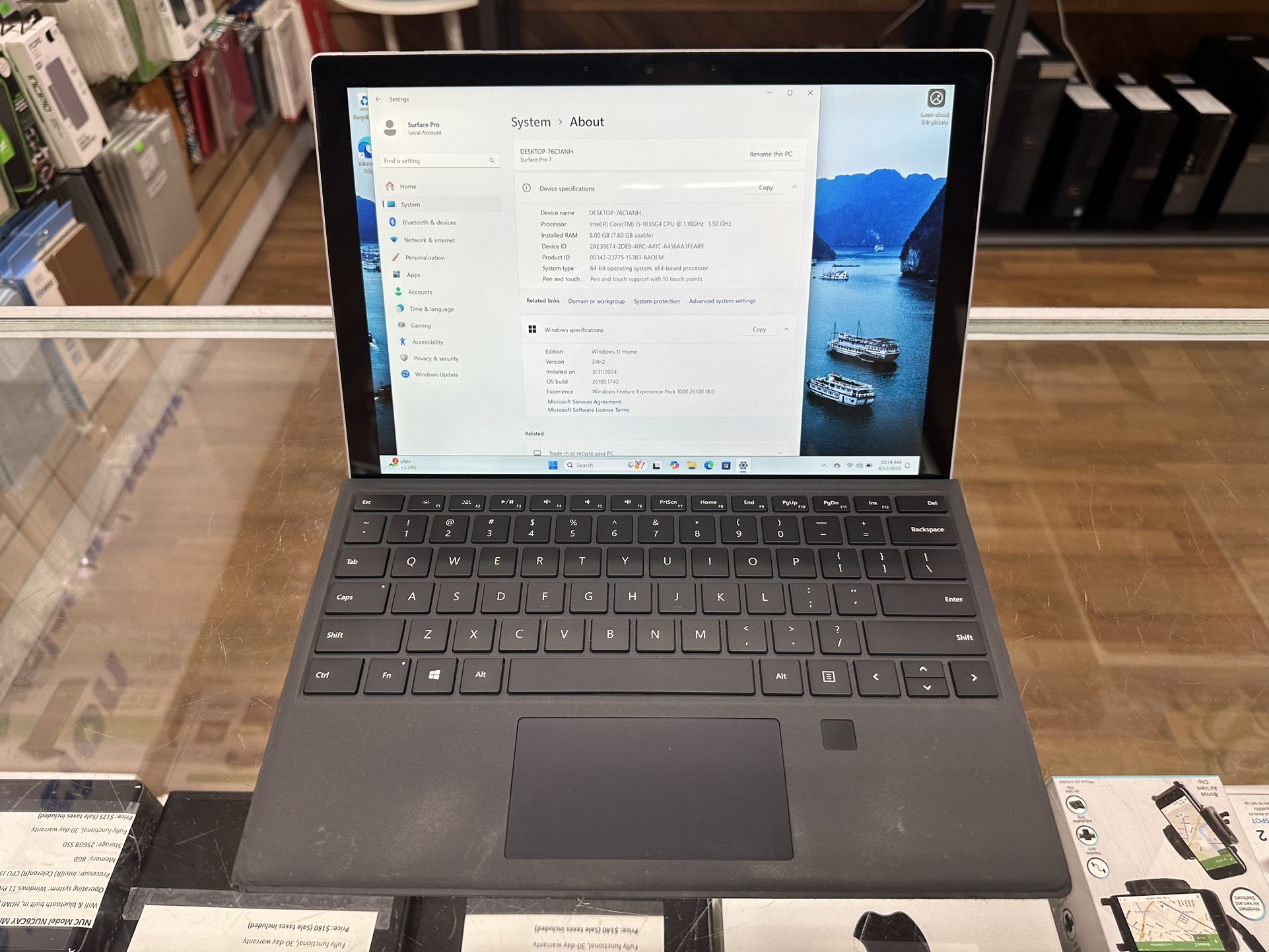 Surface Pro 7 12.3 inch Touchscreen core i5-10th gen 8GB RAM 128GB SSD