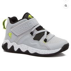 SNEAKERS BOYS SIZE 5 