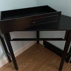 Corner Desk With Drawer