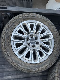 2025 Sierra Denali Ultimate Rim