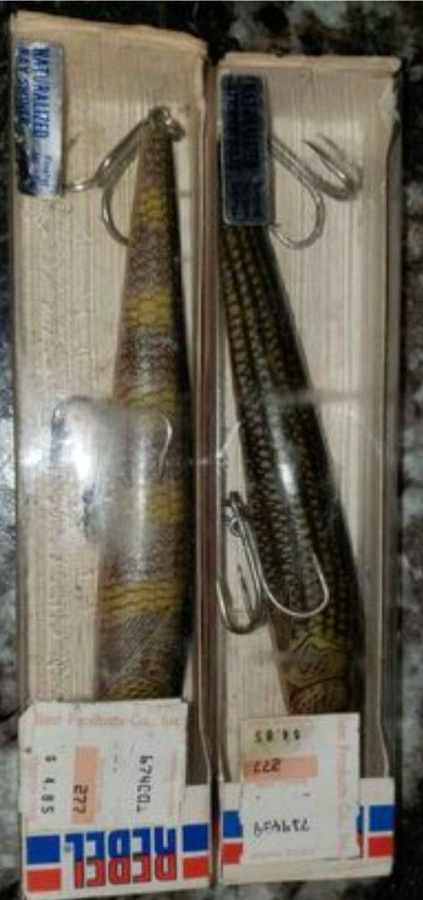 Vintage REBEL 7" Lures in Boxes- set of 2