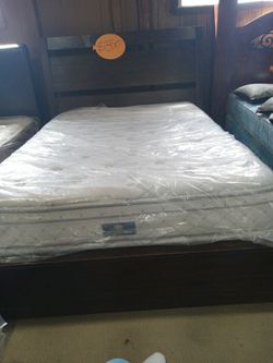 Queen size bed