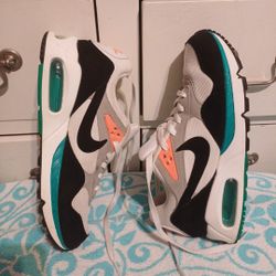 NIKE AIR WOMEN SNEAKERS 