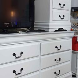 Dresser Set