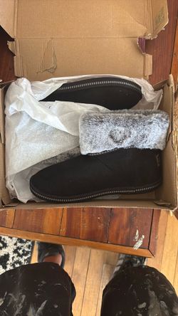 Sketchers Size 5