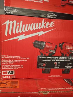 Milwaukee m12 drill and impact combo