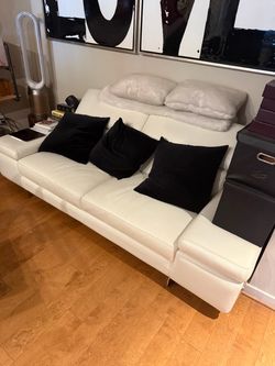 Designer White Leather 3-Seat Sofa with Adjustable Headrests