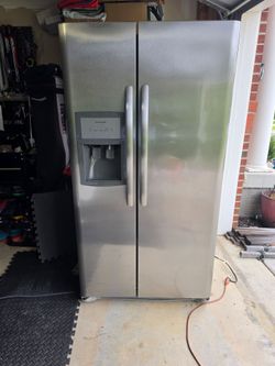 Frigidaire side by side  refrigerator