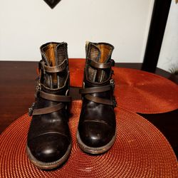 Free Bird Brand Leather Boots. Sz 7