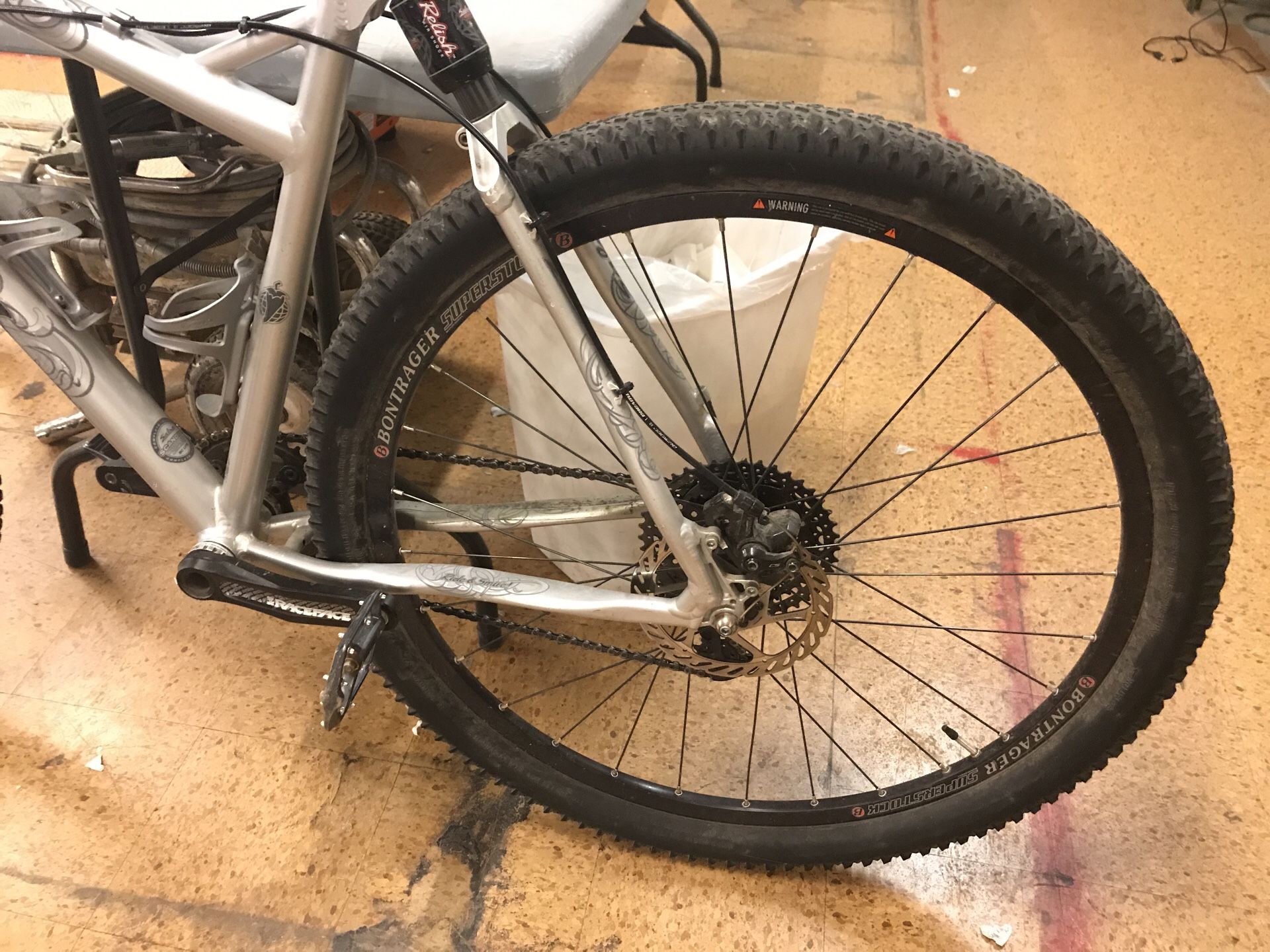 Salsa Dos Niner mountain bike for Sale in Tucson AZ OfferUp