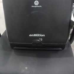 Paper Towel Dispenser