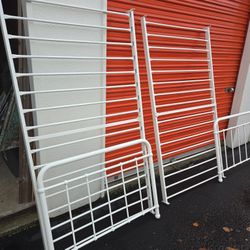 Twin Size Frame - Metal 