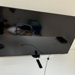 Samsung 43-inch Smart Monitor M7 4K UHD