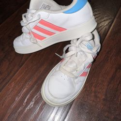 Girls Adidas 