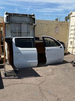 Gmc sierra 1500 passenger doors