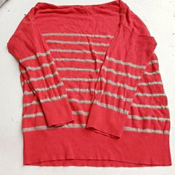Banana Republic Juniors Sweater  Small