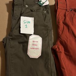 Size 1 Women’s Girls New Pant $6
