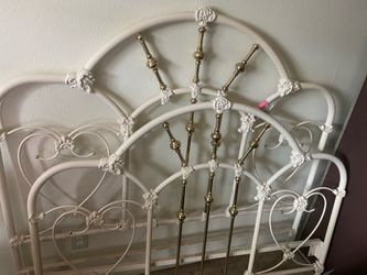 Vintage Queen head and foot board
