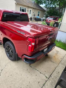 Fiberglass cover AND BEDRUG for chevrolet silverado crew cab  2018
